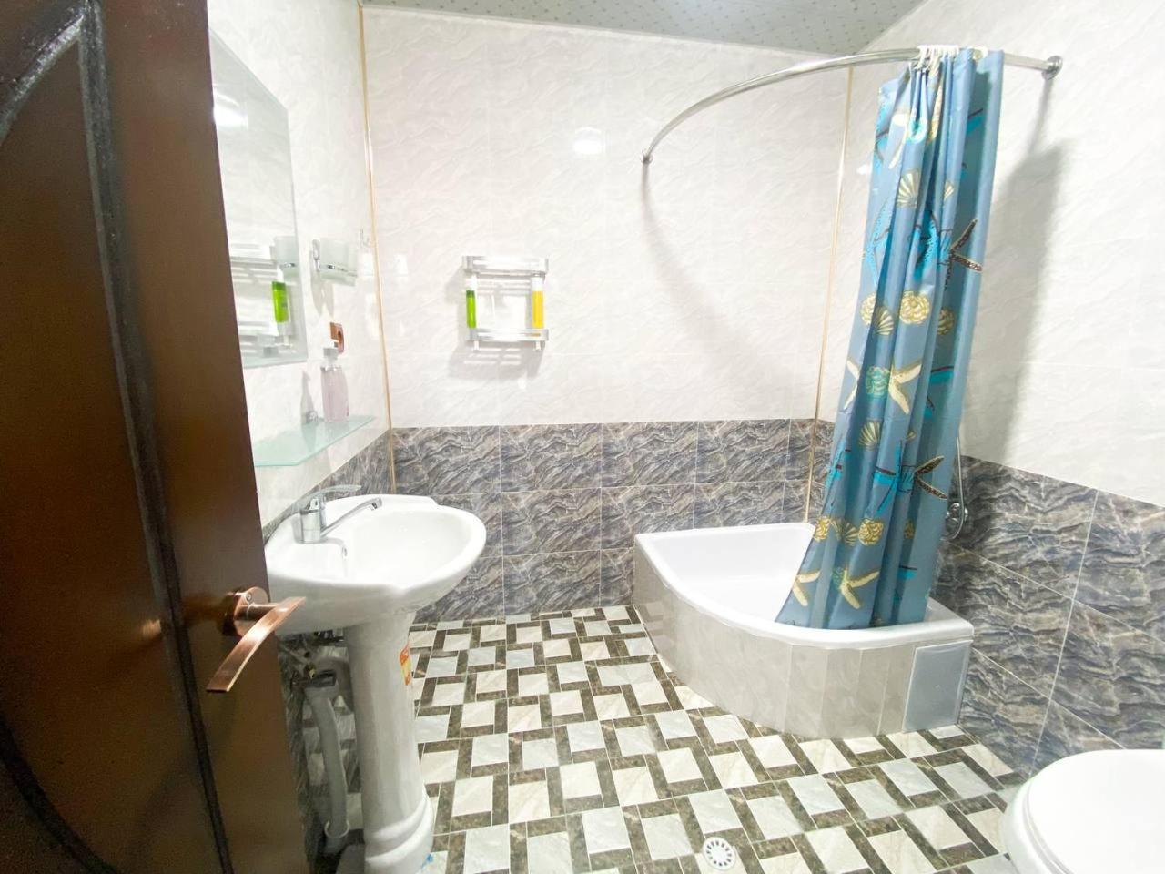 Guest House Evergreen Marghilon Buitenkant foto